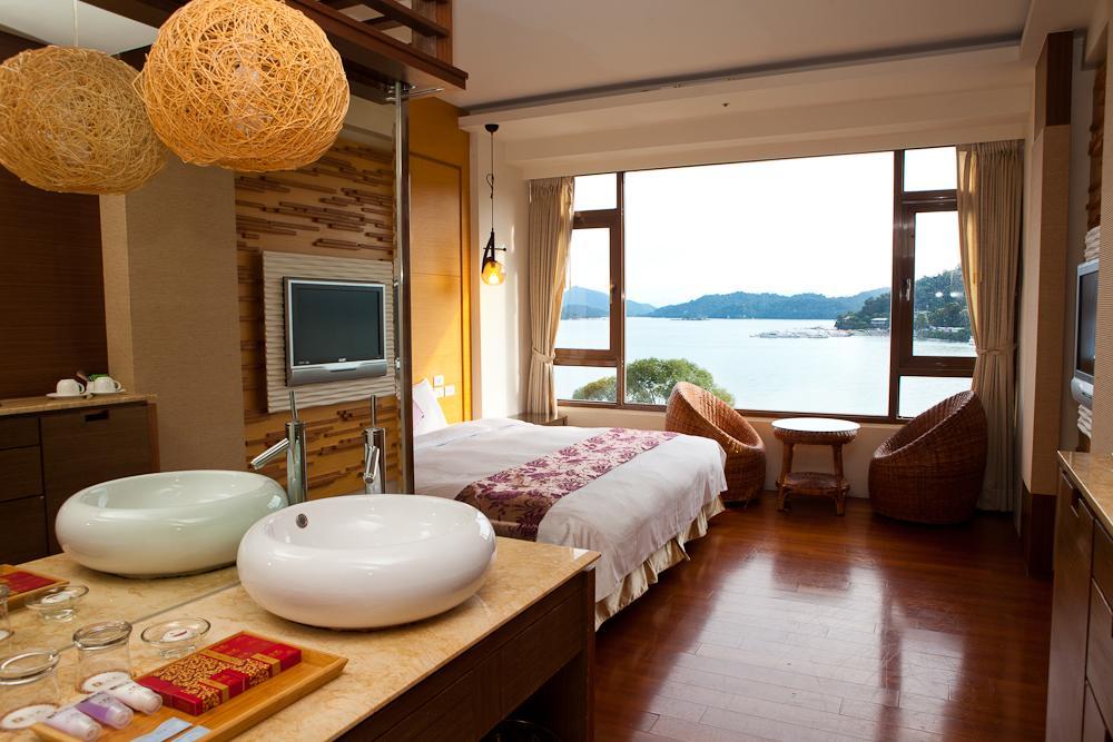 Miracolo View Hotel Yuchi Extérieur photo