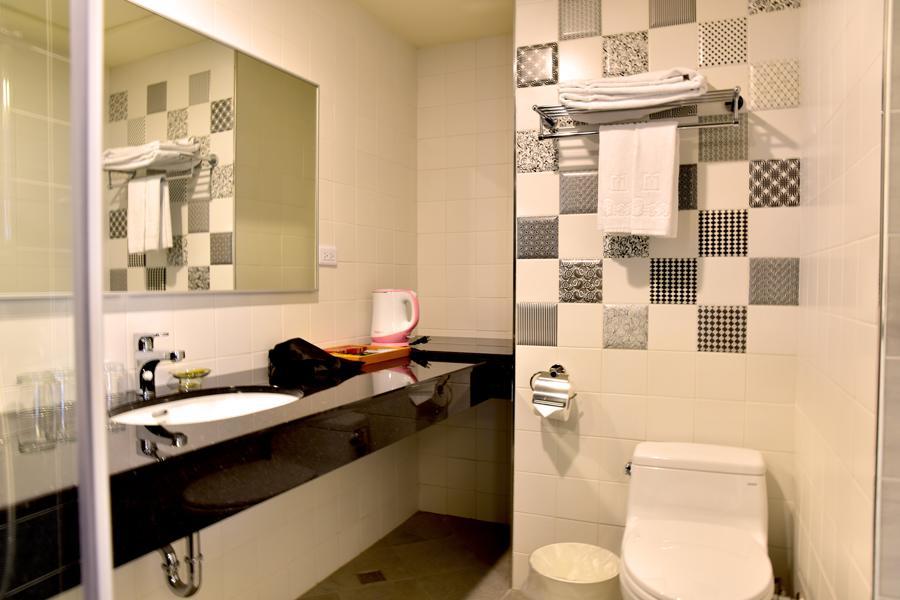 Miracolo View Hotel Yuchi Extérieur photo