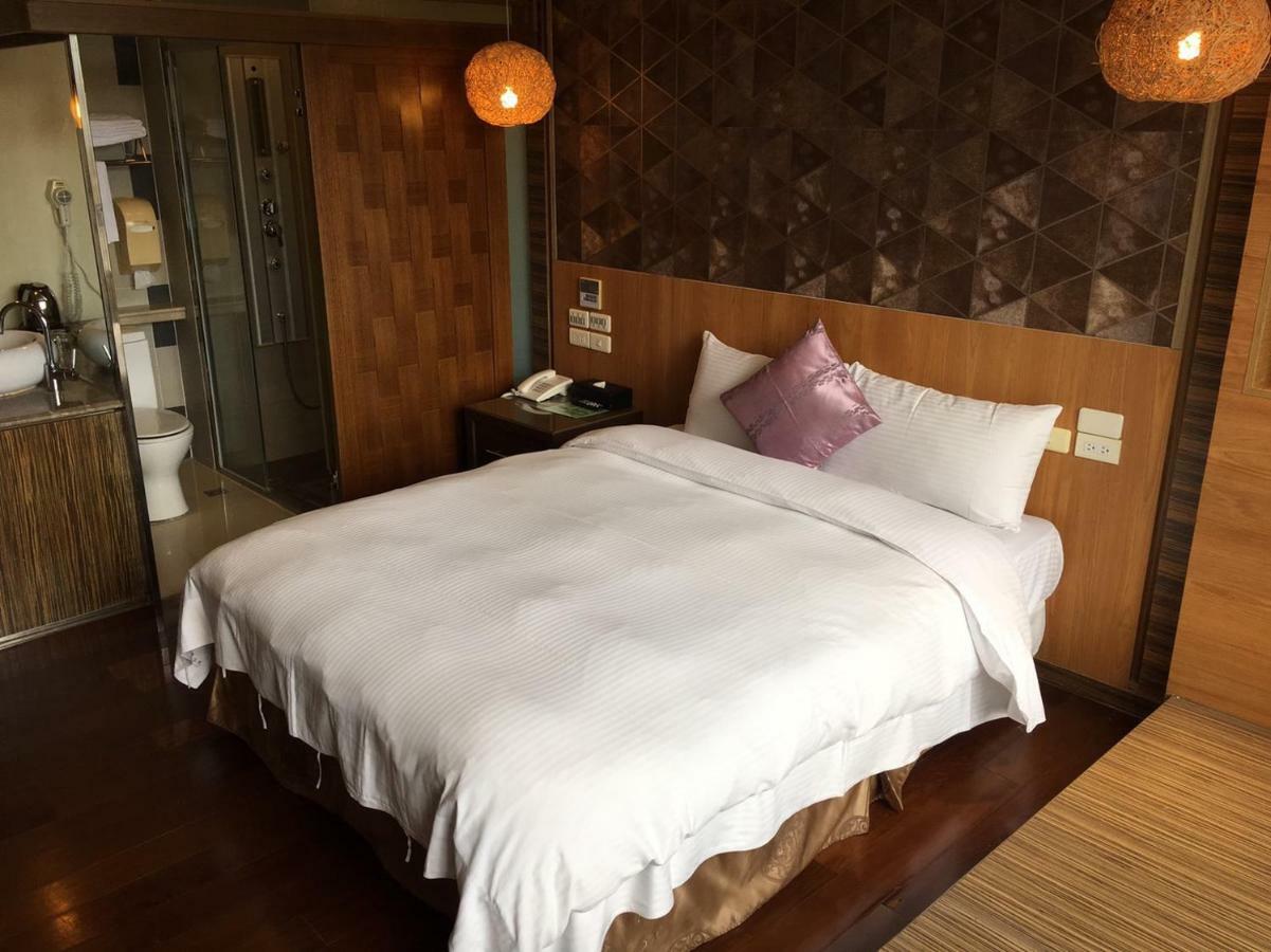 Miracolo View Hotel Yuchi Extérieur photo